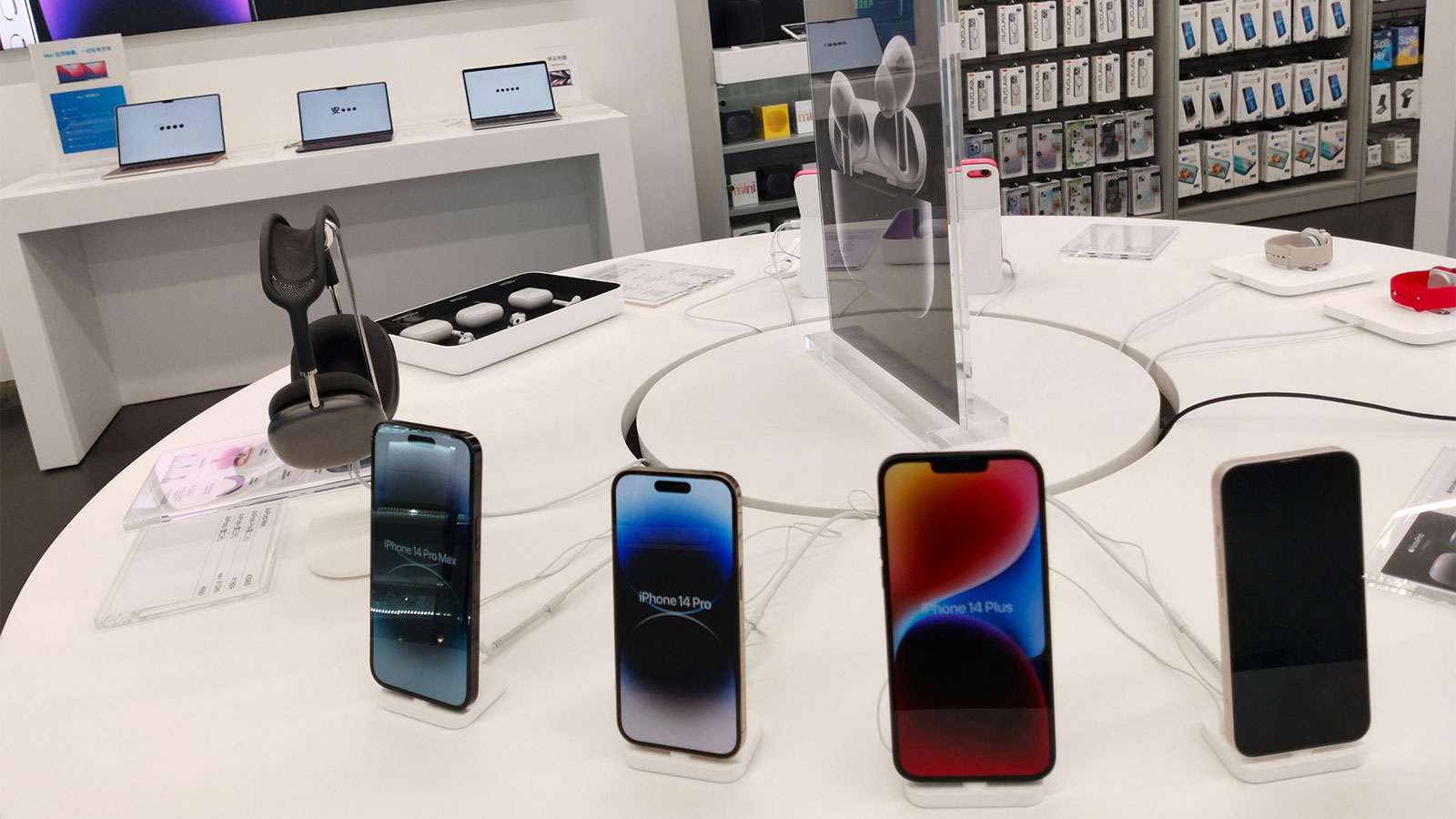 Iphones on display in an apple store