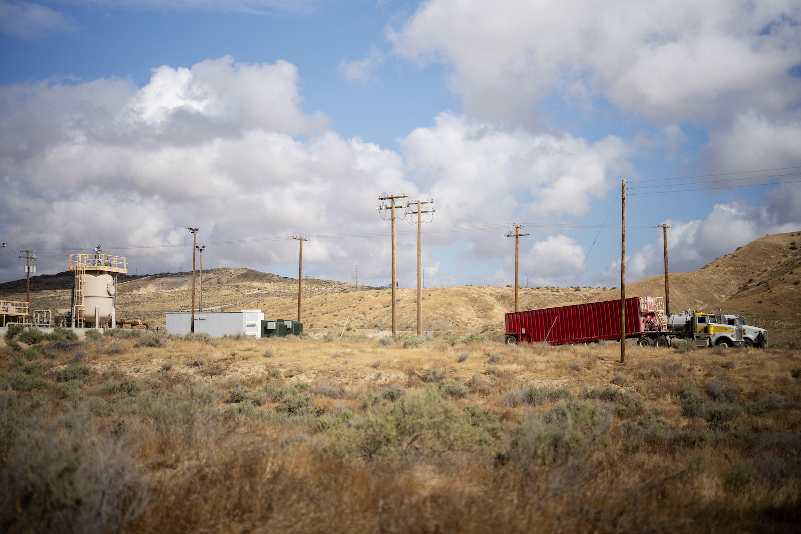 Inside a California oil town’s divisive plan to survive the energy transition