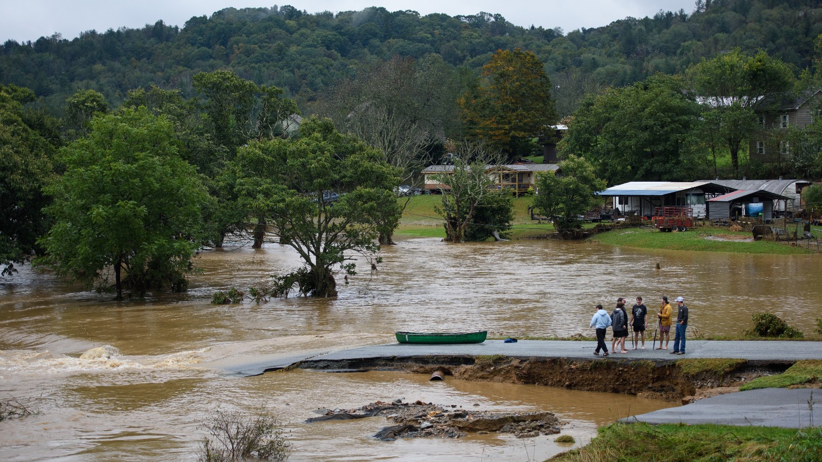 photo of After battering coastal towns, Hurricane Helene causes deadly flooding across five states image