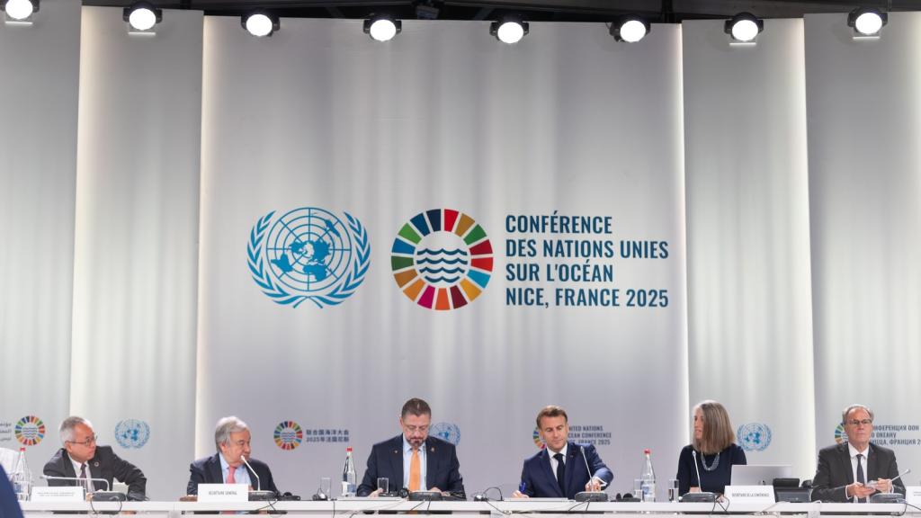 A panel of dignitaries sitting in front of a banner reading Conférence des Nations Unies sur L'Océan Nice, France 2025