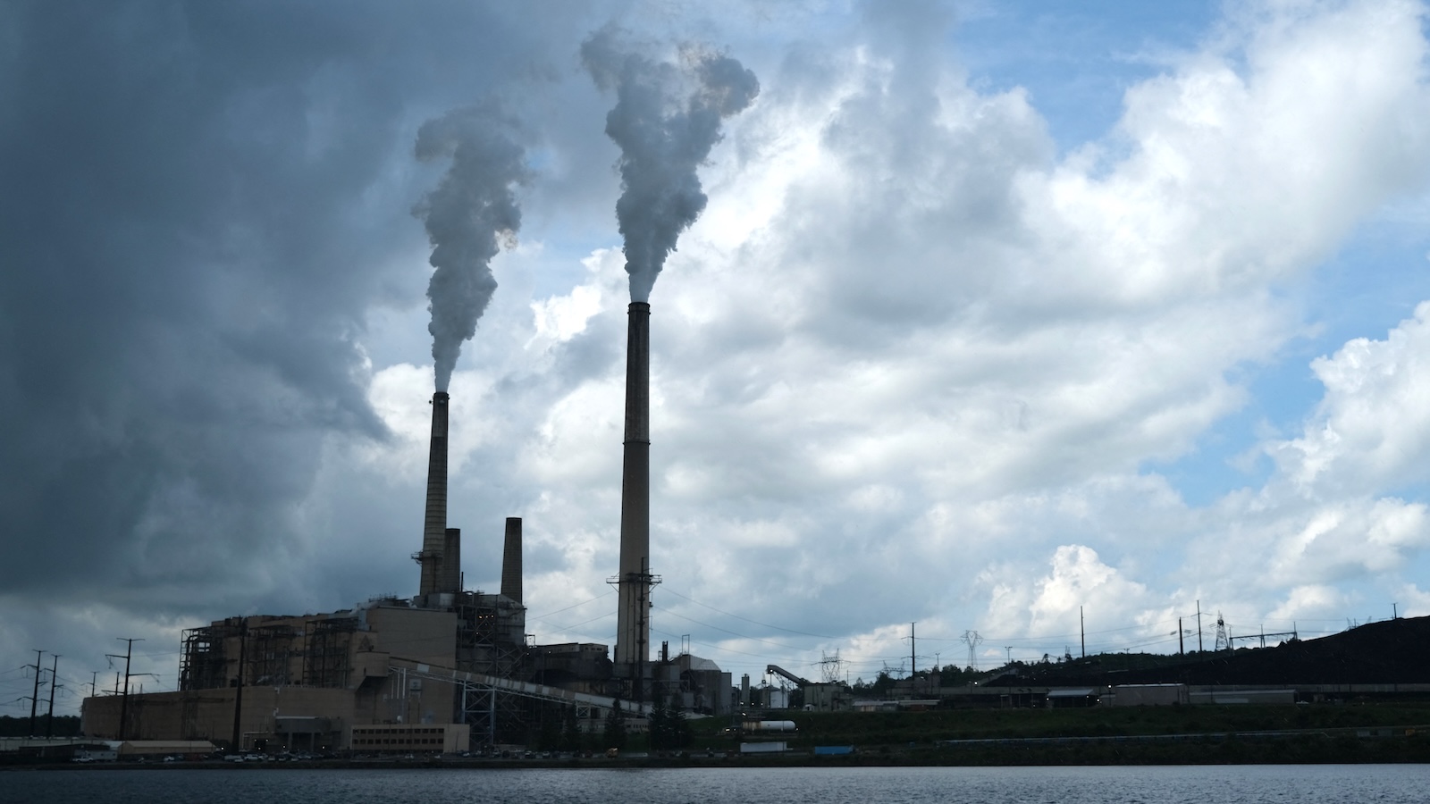 It’s official: Data centers are slowing America’s shift away from coal
