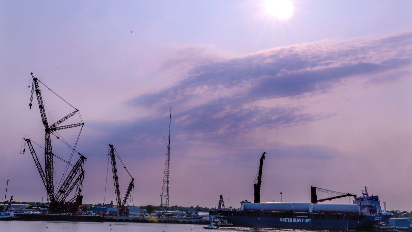 grist.org - Austin Corona - Offshore wind power projects are flailing, just when the East Coast needs them most