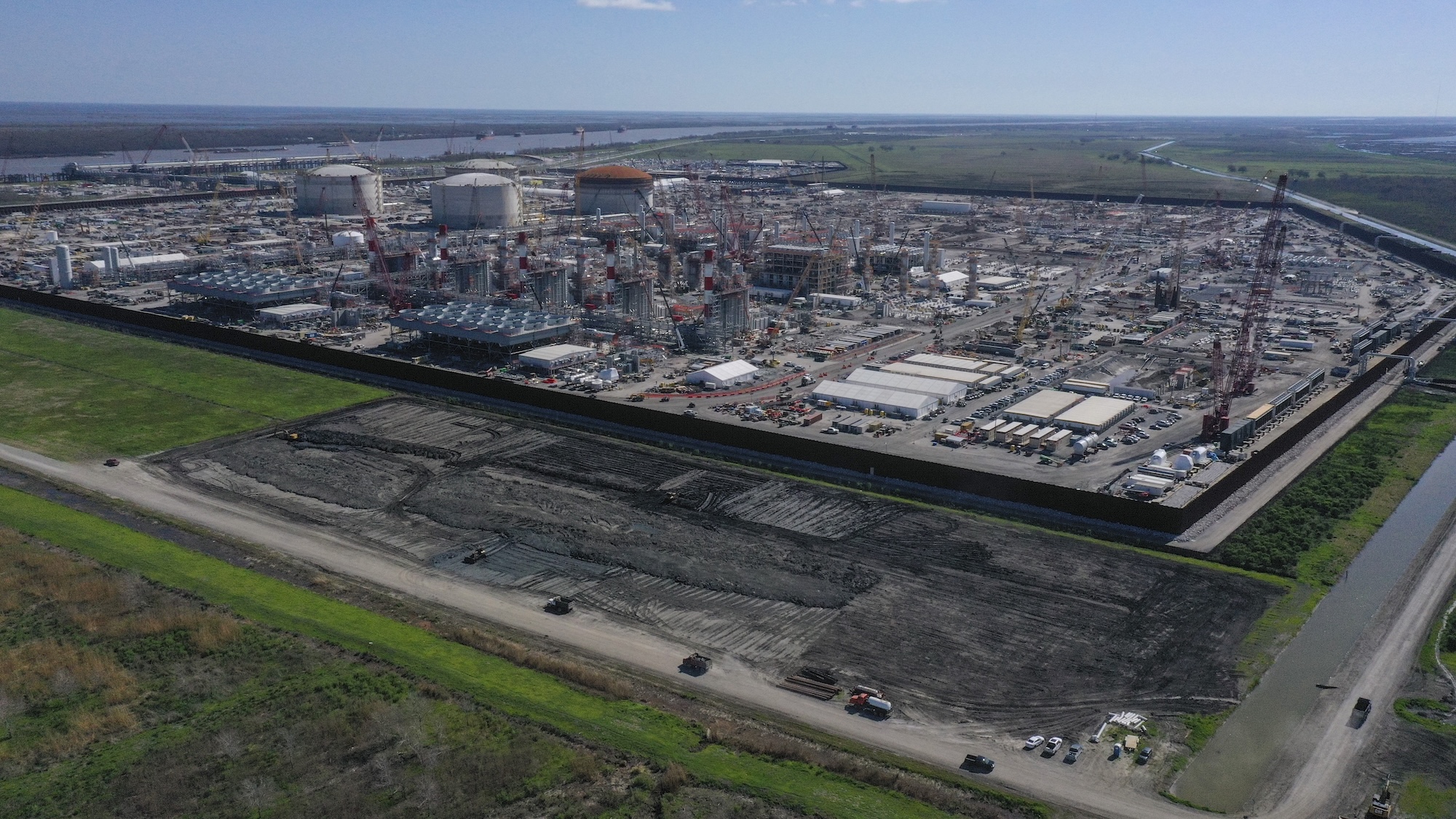 an aerial view of an lng facility in plaquemines louisiana